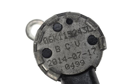 Thumbnail 5: 2015 AUDI A3 8V 2.0L CNTC ENGINE OIL PRESSURE CONTROL VALVE REGULATOR 06K115243L