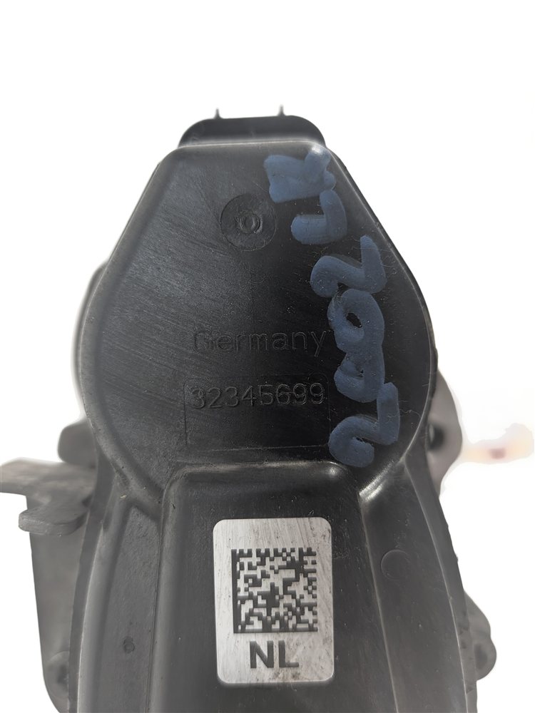 Thumbnail 6: 11-16 BMW 528i 535i 550i (F10) REAR LEFT & RIGHT BRAKE CALIPER w/EPB SET/2