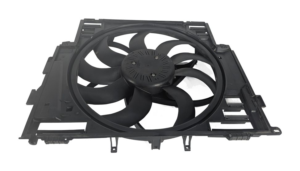 Thumbnail 1: 2012-2016 BMW 528i (F10) RADIATOR 600 WATT ELECTRIC COOLING FAN w/ SHROUD