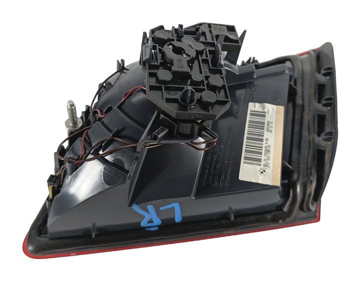 Thumbnail 5: 11-13 BMW 528i 535i 550i M5 (F10) REAR LEFT DRIVER INNER TRUNK TAILLIGHT LAMP