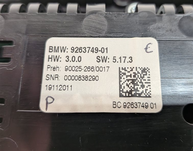 Thumbnail 5: 11-16 BMW 5 M5 SERIES (F10) HEATER A/C TEMPERATURE & RADIO CONTROL PANEL (BLACK)