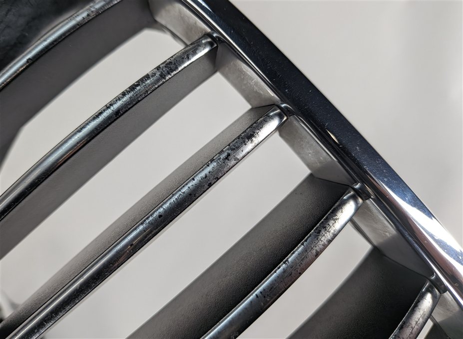 Thumbnail 14: 11-13 BMW 528i 535i 550i (F10) FRONT LEFT & RIGHT HOOD VENT GRILLE SET