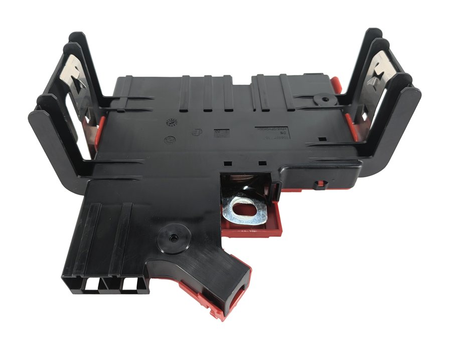 Thumbnail 2: 2012 BMW 528I F10 2.0L POSITIVE BATTERY TERMINAL POWER DISTRIBUTION FUSE BLOCK