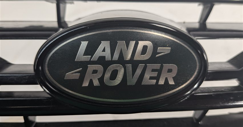 Thumbnail 5: 15-19 LAND ROVER DISCOVERY SPORT L550 FRONT CENTER PRIMARY HOOD GRILLE AIR VENT