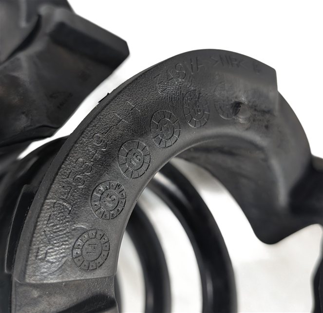 Thumbnail 6: 2015-2019 LAND ROVER DISCOVERY SPORT (L550) REAR SUSPENSION COIL SPRING SET-2
