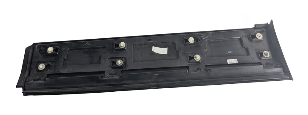 Thumbnail 2: 2015-2019 LAND ROVER DISCOVER SPORT (L550) REAR RIGHT LOWER DOOR MOULDING TRIM