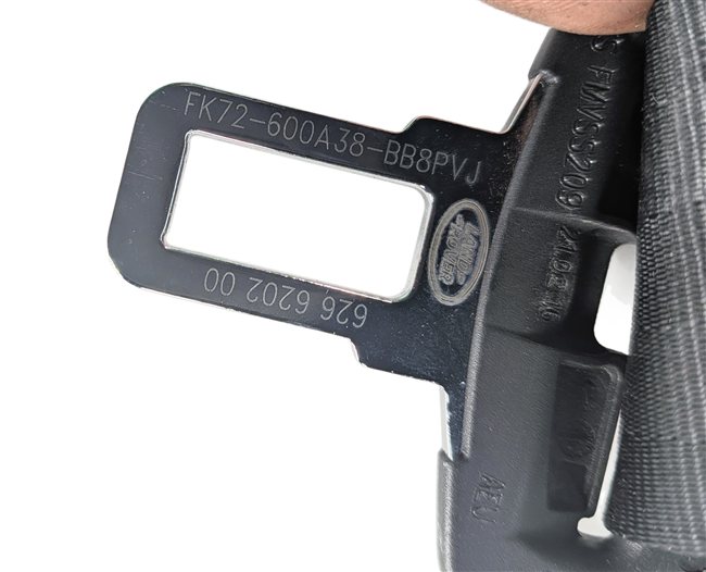 Thumbnail 4: 2016 LAND ROVER DISCOVERY SPORT L550 REAR CENTER SEATBELT RETRACTOR (Black)