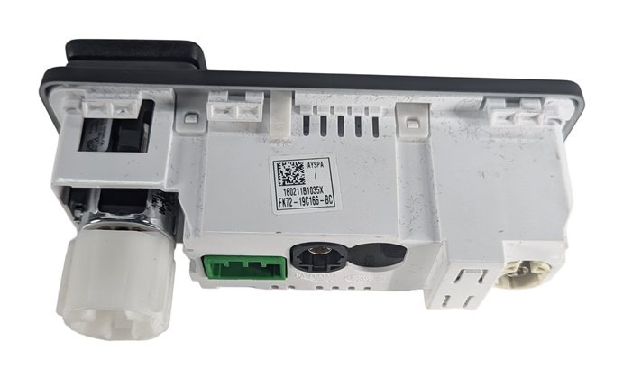 Thumbnail 3: 2016 LAND ROVER DISCOVERY SPORT L550 CONSOLE USB AUX MEDIA PORT 12V OUTLET