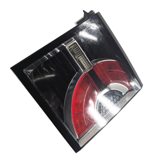 Thumbnail 3: 15-19 LAND ROVER DISCOVERY SPORT L550 REAR RIGHT INNER TAILLIGHT TAIL LAMP (SE)