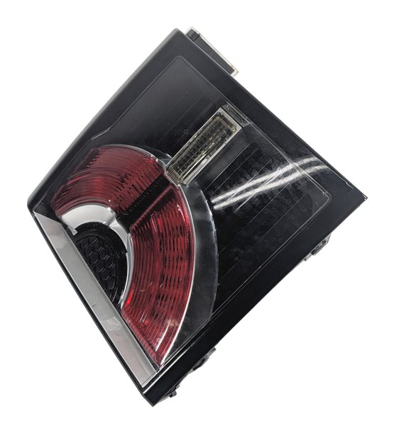 Thumbnail 3: 15-19 LAND ROVER DISCOVERY SPORT L550 REAR LEFT INNER TAILLIGHT TAIL LAMP (SE)