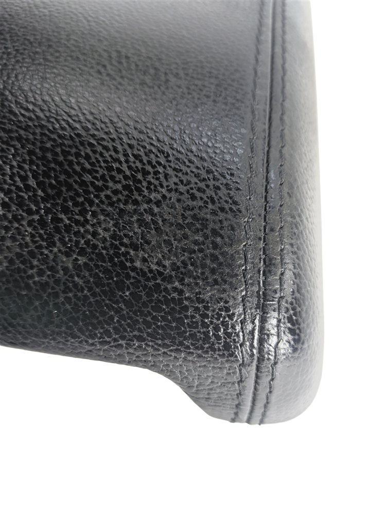 Thumbnail 6: 2015-2019 LAND ROVER DISCOVERY SPORT (L550) CENTER CONSOLE ARMREST LID (Black)