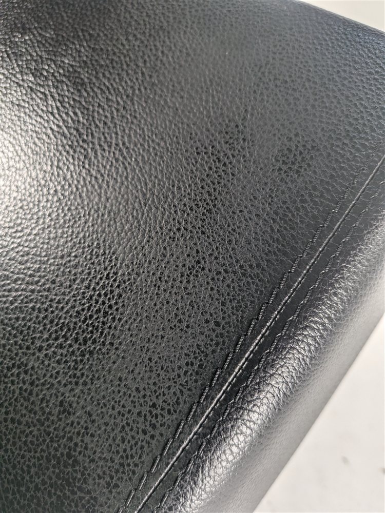 Thumbnail 7: 2015-2019 LAND ROVER DISCOVERY SPORT (L550) CENTER CONSOLE ARMREST LID (Black)