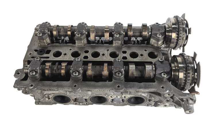 Thumbnail 1: 14-19 JAGUAR XE XF XJ RANGE ROVER SPORT LR4 - 3.0L AJ126 SC RIGHT CYLINDER HEAD