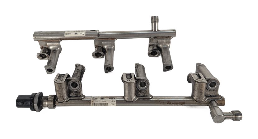 16 LAND ROVER LR4 3.0L SUPER AJ126 ENGINE FUEL INJECTOR RAIL SET/2 w/SENSOR