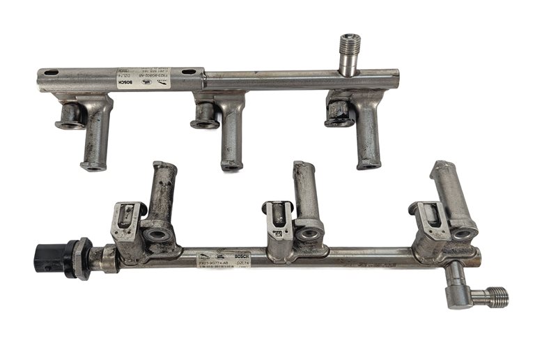 Thumbnail 3: 16 LAND ROVER LR4 3.0L SUPER AJ126 ENGINE FUEL INJECTOR RAIL SET/2 w/SENSOR