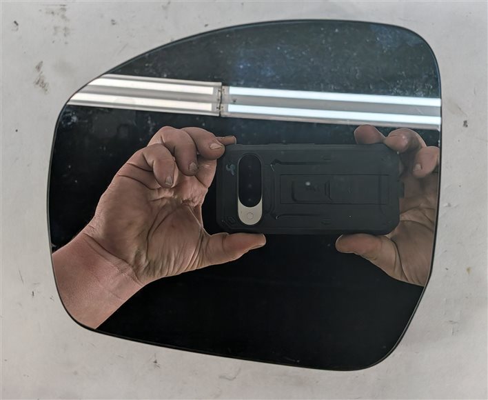 Thumbnail 2: 2014-2016 LAND ROVER LR4 - LEFT MANUAL FOLD HEATED DOOR MIRROR (Black)