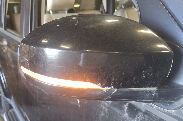 Thumbnail 2: 2014-2016 LAND ROVER LR4 - RIGHT MANUAL FOLD HEATED DOOR MIRROR (Black)