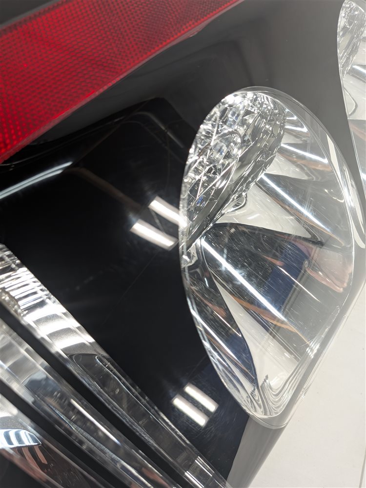Thumbnail 9: 14-16 LAND ROVER LR4 REAR LEFT DRIVER SIDE REAR TAILLIGHT BRAKE LIGHT STOP LAMP
