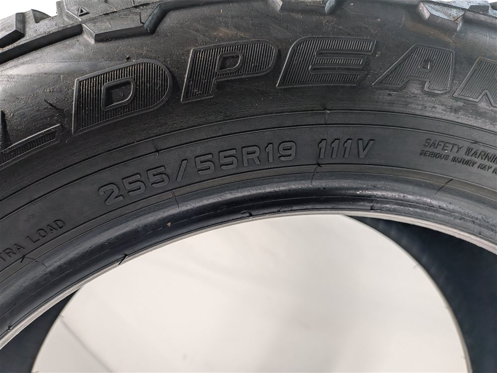 Thumbnail 4: 2016 LAND ROVER LR4 (L319) FALKEN WILDPEAK A/T TRAIL 255/55R19 111V TIRE