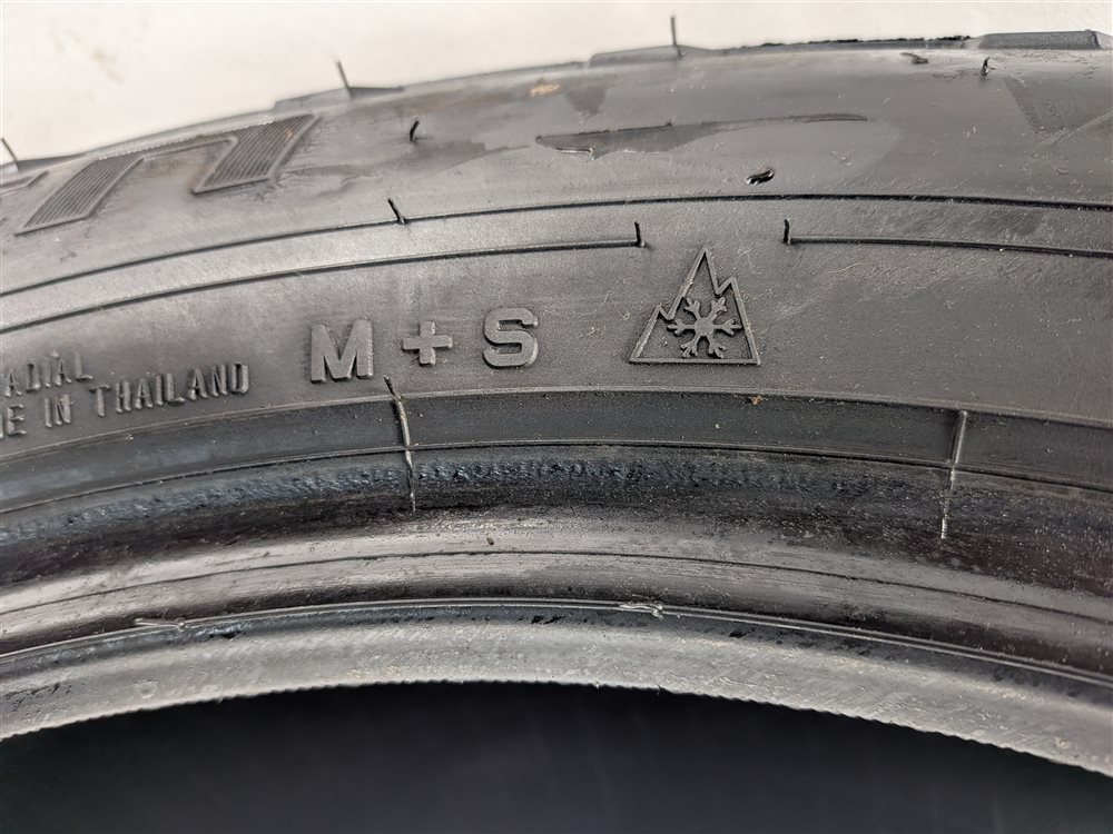 Thumbnail 5: 2016 LAND ROVER LR4 (L319) FALKEN WILDPEAK A/T TRAIL 255/55R19 111V TIRE