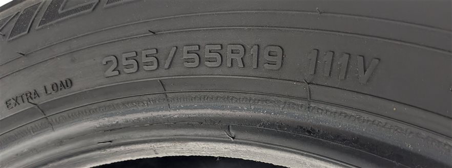 Thumbnail 8: 2016 LAND ROVER LR4 (L319) FALKEN WILDPEAK A/T TRAIL 255/55R19 111V TIRE