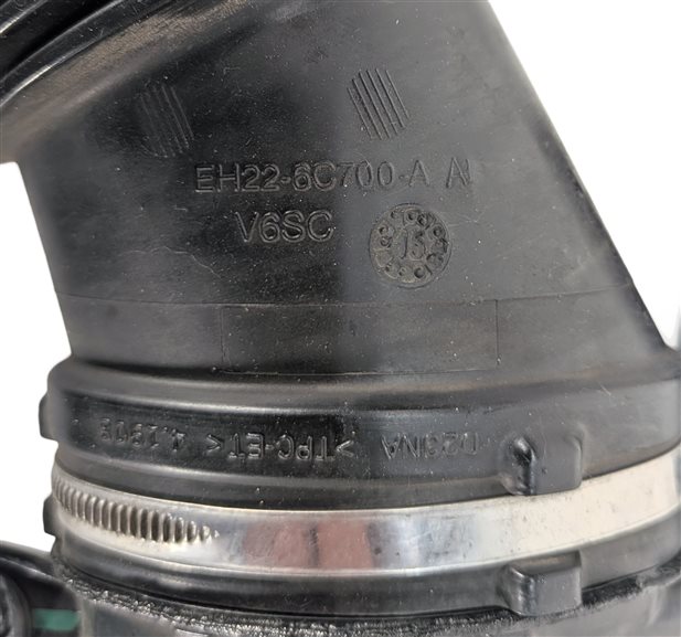 Thumbnail 7: 2015 LAND ROVER LR4 L319 3.0L SUPER AJ126 ENGINE AIR INTAKE DUCT RESONATOR
