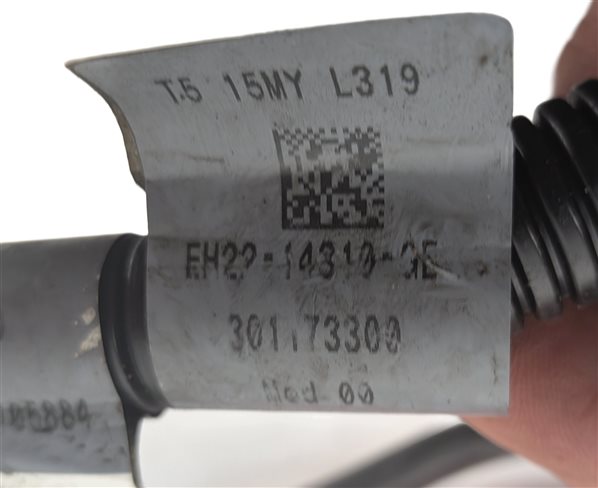 Thumbnail 5: 2016 LAND ROVER LR4 (L319) 3.0L POSITIVE BATTERY CABLE w/ TERMINAL