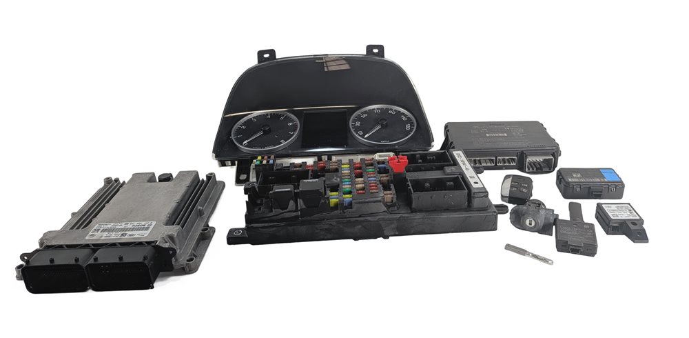 Thumbnail 3: 15-16 LAND ROVER LR4 3.0L SUPER SPEEDOMETER ECM BCM BODY ENGINE MODULE KEY SET