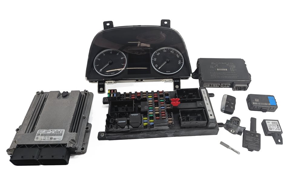 Thumbnail 4: 15-16 LAND ROVER LR4 3.0L SUPER SPEEDOMETER ECM BCM BODY ENGINE MODULE KEY SET