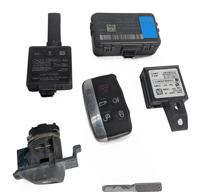 Thumbnail 9: 15-16 LAND ROVER LR4 3.0L SUPER SPEEDOMETER ECM BCM BODY ENGINE MODULE KEY SET