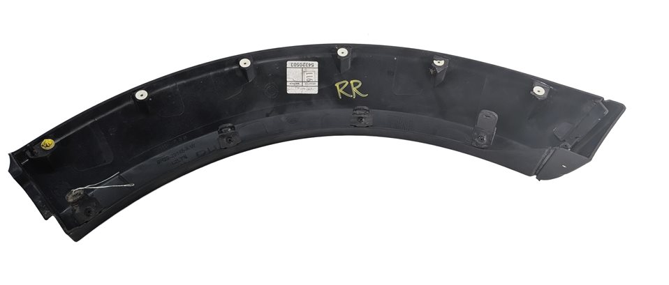 Thumbnail 2: 2016 LAND ROVER LR4 (L319) REAR RIGHT DOOR WHEEL ARCH MOLDING TRIM