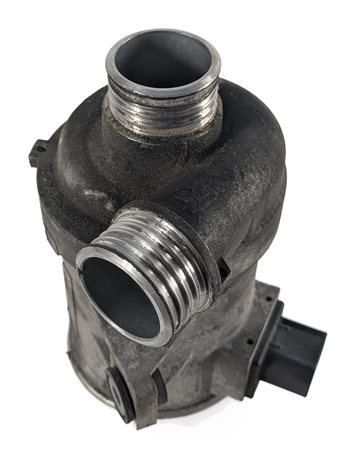 12-18 BMW 328i 428i 528i X3 X5 Z4 (F30 F31 F32 F10 E84 F15 F25) 2.0L WATER PUMP