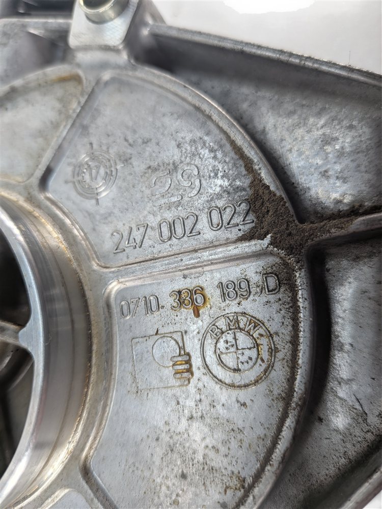 Thumbnail 5: 13-18 BMW 2 3 4 5 X1 X3 X4 X5 Z4 (F10 F22 F25 F30 F32) 2.0L TURBO VACUUM PUMP
