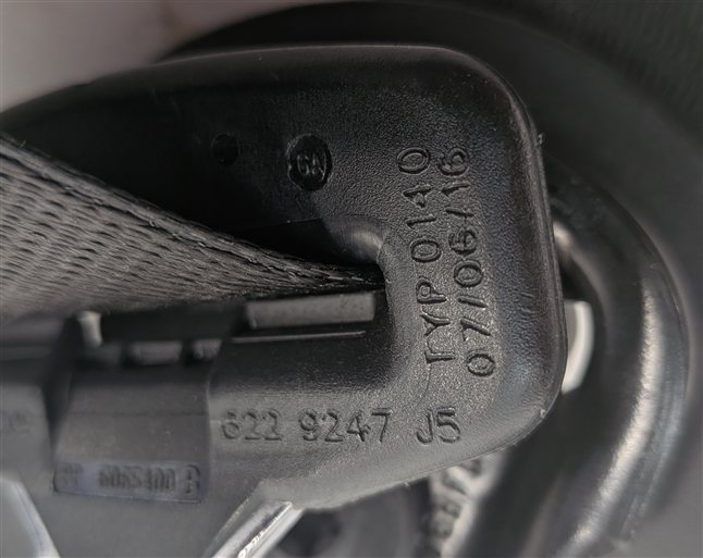 Thumbnail 7: 2014-2019 BMW X5 X6 (F15 F16) RIGHT FRONT PASSENGER SEATBELT RETRACTOR (Black)