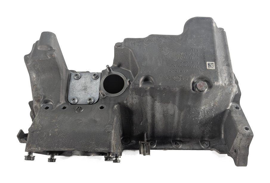 Thumbnail 2: 2016-2018 BMW X5 40E (F15) 2.0L HYBRID ENGINE OIL PAN SUMP