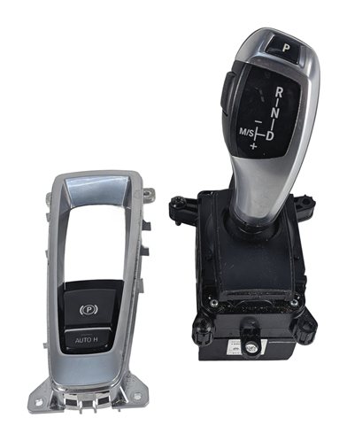2014-2018 BMW X5 (F15) X-DRIVE AUTO AUTOMATIC TRANSMISSION GEAR SHIFTER w/ TRIM