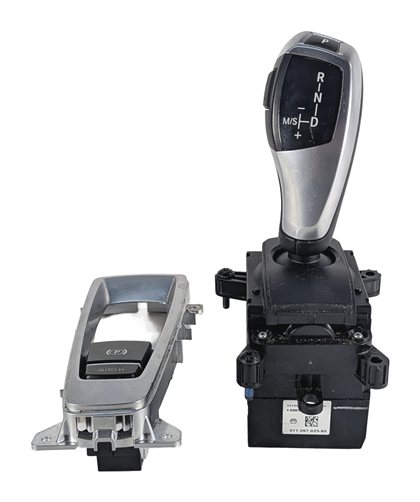 Thumbnail 2: 2014-2018 BMW X5 (F15) X-DRIVE AUTO AUTOMATIC TRANSMISSION GEAR SHIFTER w/ TRIM