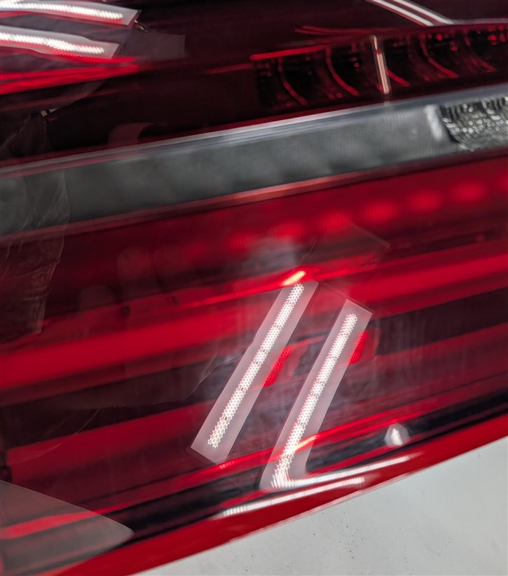 Thumbnail 5: 14-18 BMW X5 X5M ///M (F15 F85) RIGHT PASSENGER REAR INNER TAILLIGHT LIGHT LAMP