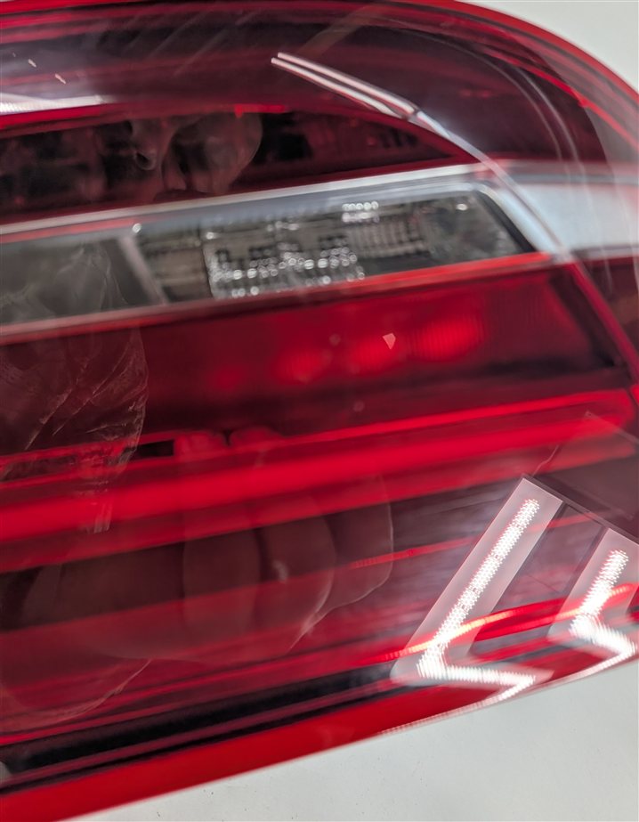 Thumbnail 6: 14-18 BMW X5 X5M ///M (F15 F85) RIGHT PASSENGER REAR INNER TAILLIGHT LIGHT LAMP