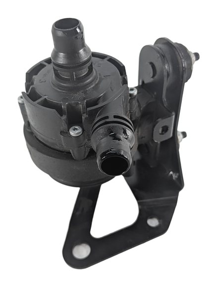 Thumbnail 2: 2016 BMW X5 F15 2.0L HYBRID N20B20A ENGINE HEATER AUX WATER COOLANT PUMP