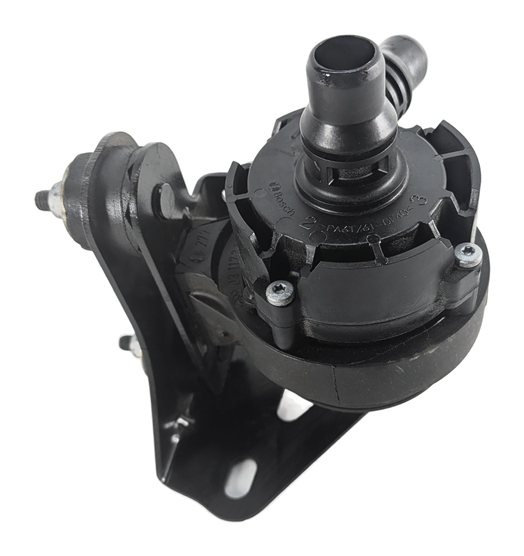 Thumbnail 3: 2016 BMW X5 F15 2.0L HYBRID N20B20A ENGINE HEATER AUX WATER COOLANT PUMP