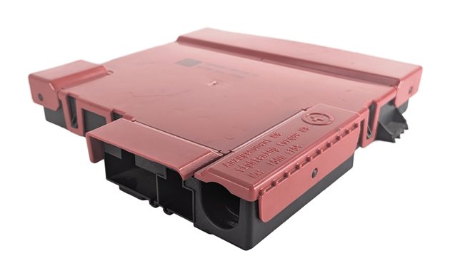 Thumbnail 3: 2016 BMW X5 F15 2.0L REAR POSITIVE BATTERY TERMINAL DISTRIBUTION BLOCK