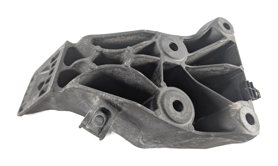 Thumbnail 4: 2016 BMW X5 F15 2.0L HYBRID N20B20A ENGINE LEFT MOTOR MOUNT BRACKET