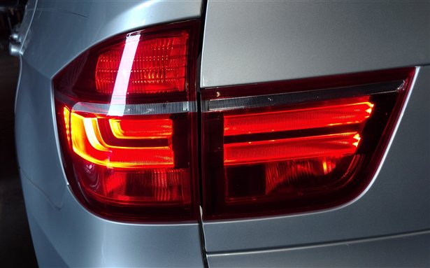 Thumbnail 2: 2011-2013 BMW X5 X5M (E70) LEFT DRIVER REAR OUTER TAILLIGHT BRAKE LIGHT LAMP