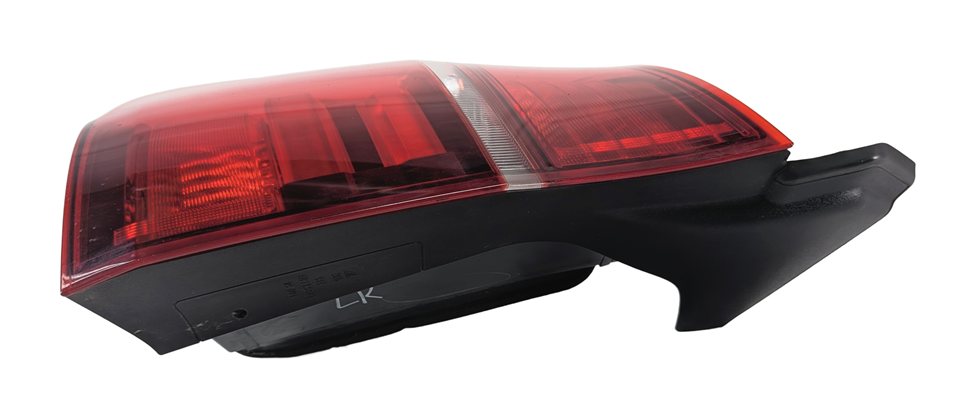 Thumbnail 7: 2011-2013 BMW X5 X5M (E70) LEFT DRIVER REAR OUTER TAILLIGHT BRAKE LIGHT LAMP