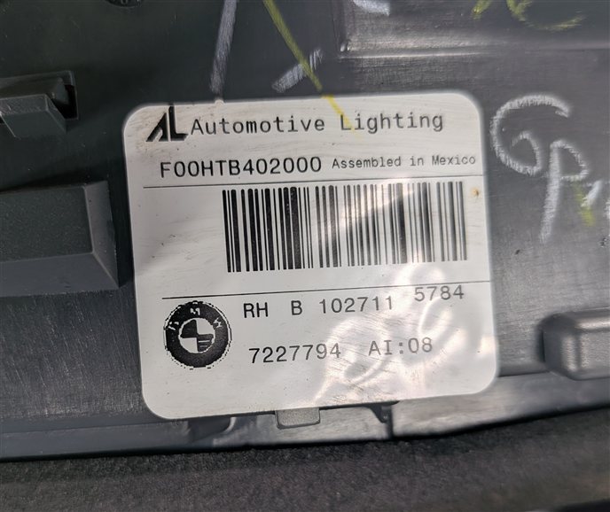 Thumbnail 7: 11-13 BMW X5 X5M (E70) RIGHT PASSENGER INNER TAILLIGHT LIGHT LAMP (INCANDESCENT)