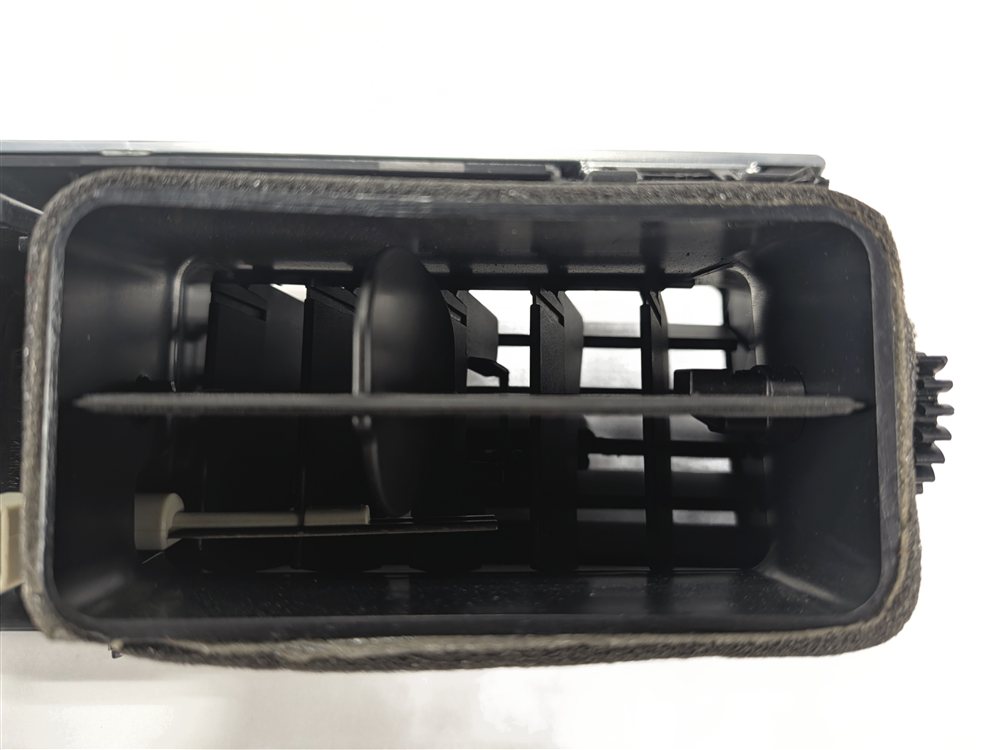 Thumbnail 10: 2012 BMW X5 (E70) FRONT CENTER DASH HEAT AIR AC VENT HAZARD SWITCH (Black)
