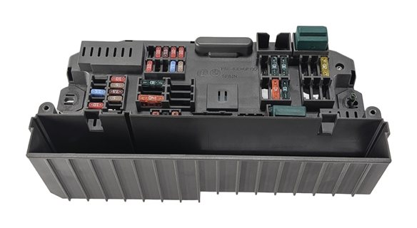 Thumbnail 2: 2012 BMW X5 (E70) 3.0L FRONT POWER DISTRIBUTION FUSE BOX RELAY CARRIER
