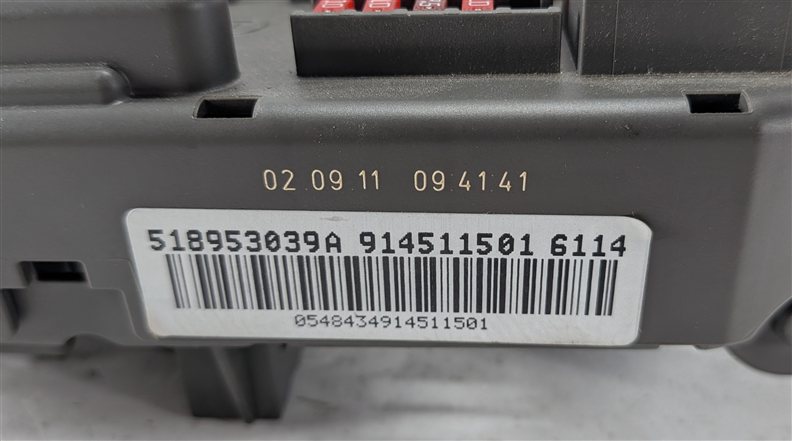 Thumbnail 9: 2012 BMW X5 (E70) 3.0L FRONT POWER DISTRIBUTION FUSE BOX RELAY CARRIER