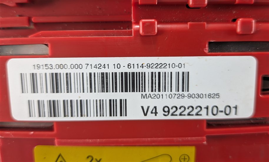 Thumbnail 6: 2012 BMW X5 E70 3.0L REAR POSITIVE BATTERY TERMINAL POWER DISTRIBUTION BLOCK